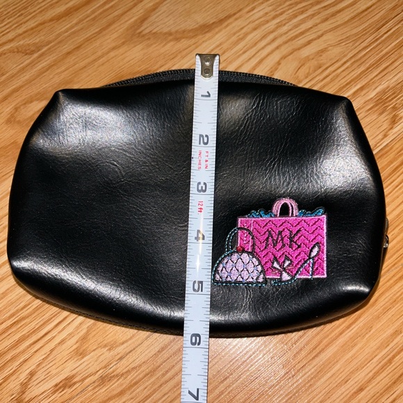 New Mary Kay Vintage Zippered MK Girlfriend Logo Makeup Bag Cosmetic Black - Picture 3 of 6